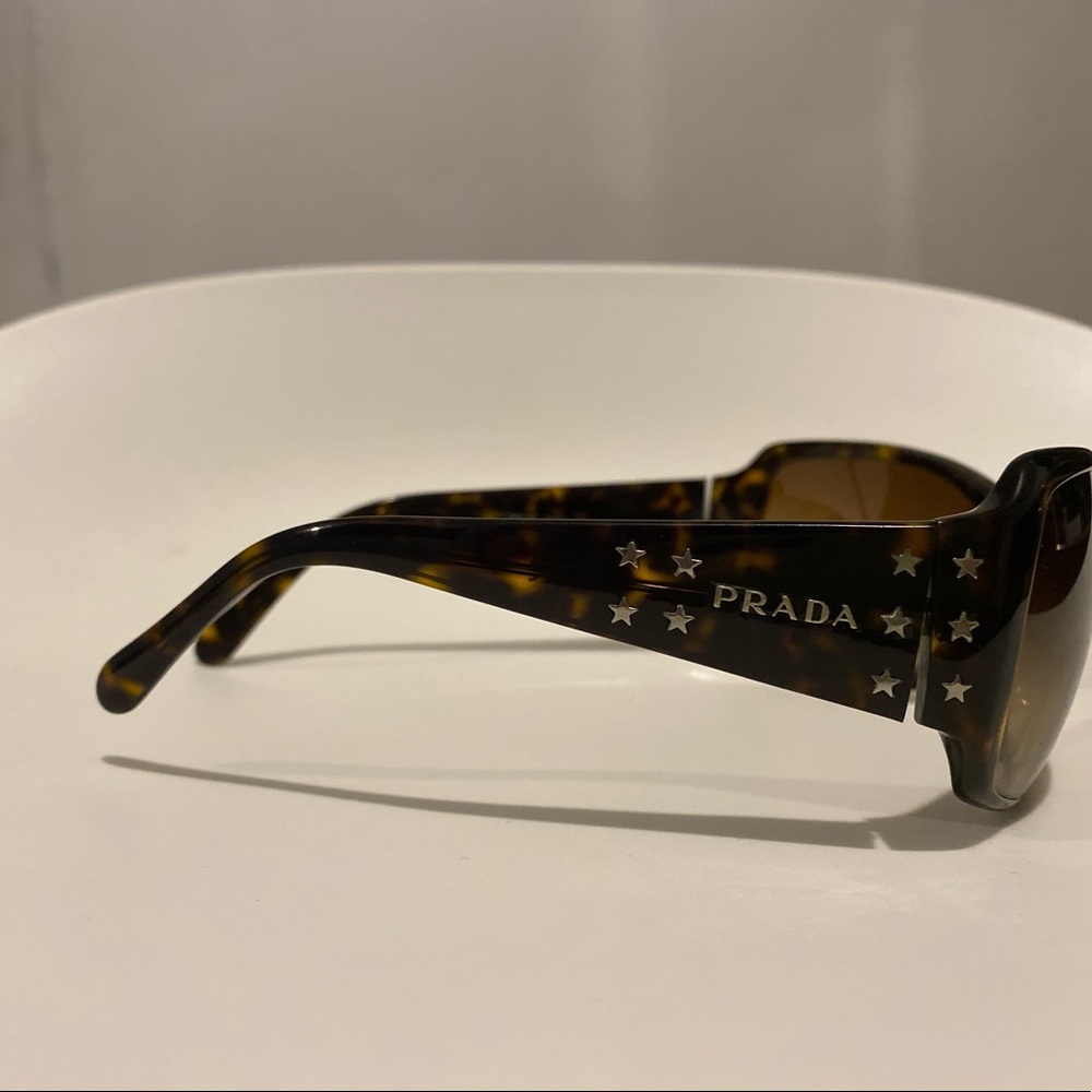 PRADA Cateye sunglasses